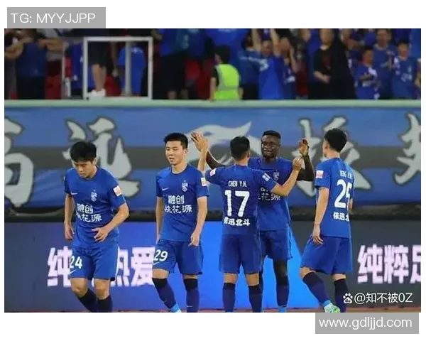 武汉足球队意识变革引发热议推动地方足球发展新局面